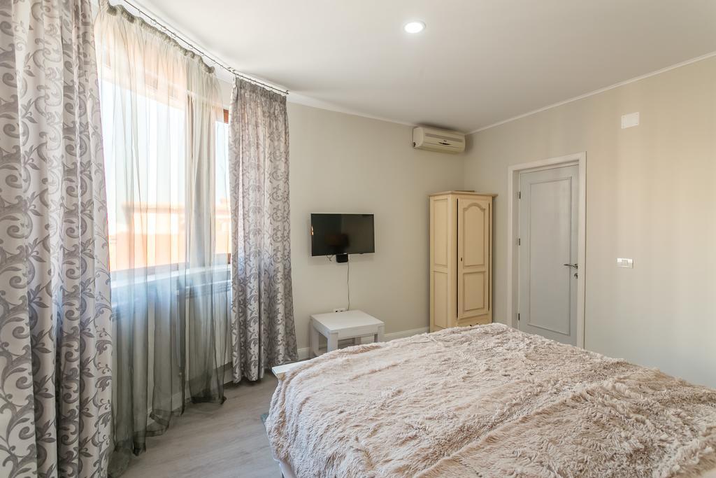 Bella Marina Apartments Констанца Екстериор снимка