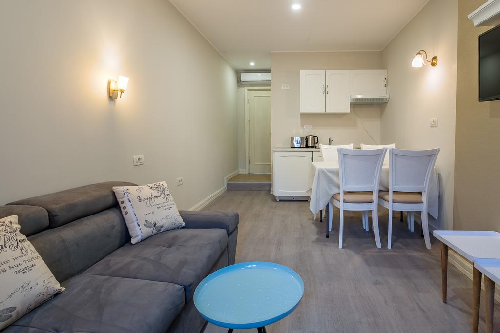 Bella Marina Apartments Констанца Екстериор снимка